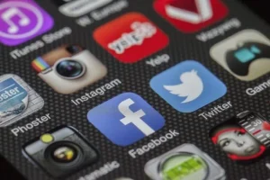 Live feeds and live media would revolutionize digital marketing